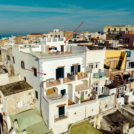 Torretta Corricella- Punta Serra Procida Buitenkant foto